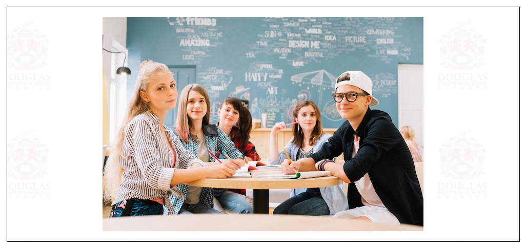 全球化思考帮助在线MBA浸入式课程转变为新形式